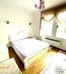 Къща в Русе, Център