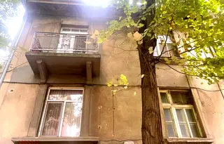 Къща в Пловдив, Център