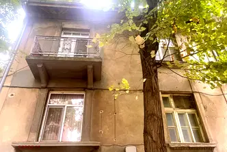 Къща в Пловдив, Център
