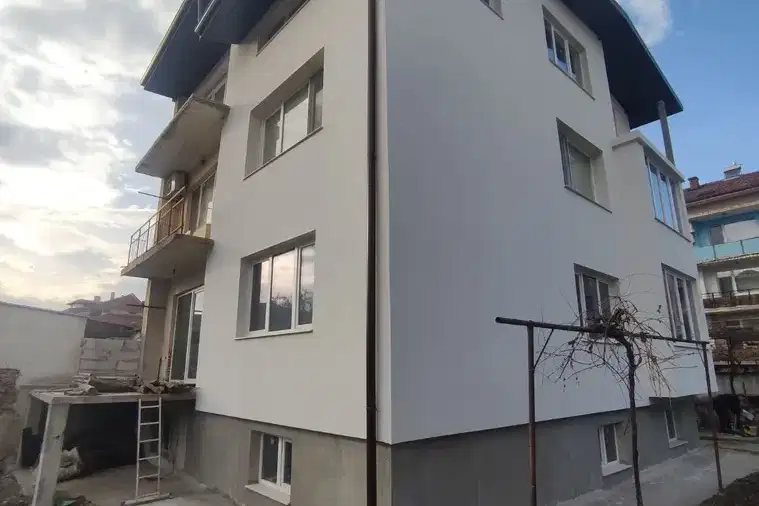 Къща в Пазарджик, Център