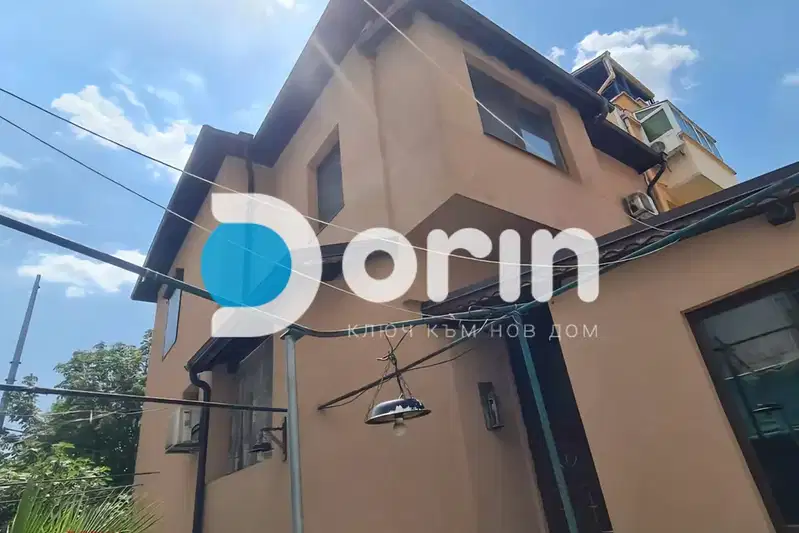 House in Plovdiv, Centyr