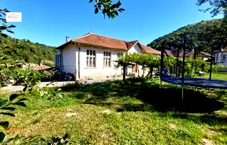 Къща в Габрово, Център