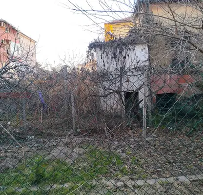 Снимка 5 — Къща 3-стаен в Център, Пазарджик с парцел