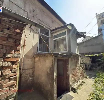 Photo 4 — House in Ruse, Centyr