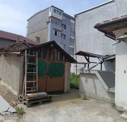 Photo 4 — House in Dobrich, Centyr