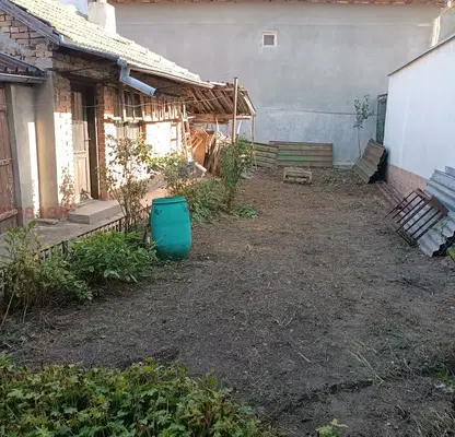 Photo 5 — House in Dobrich, Centyr