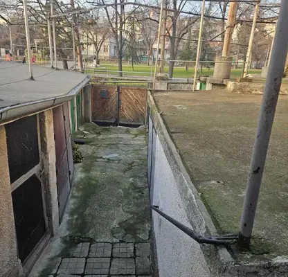 Photo 2 — House in Ruse, Centyr