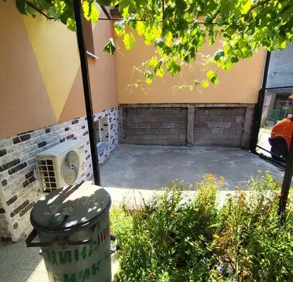 Photo 3 — House in Pernik, Centyr