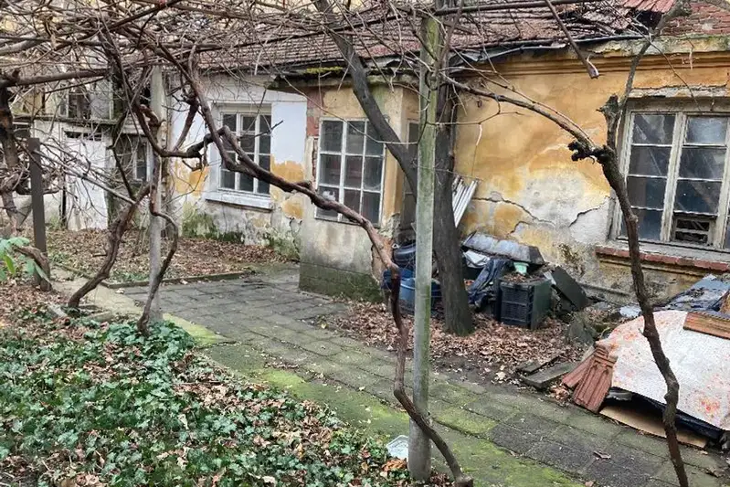 House in Plovdiv, Centyr
