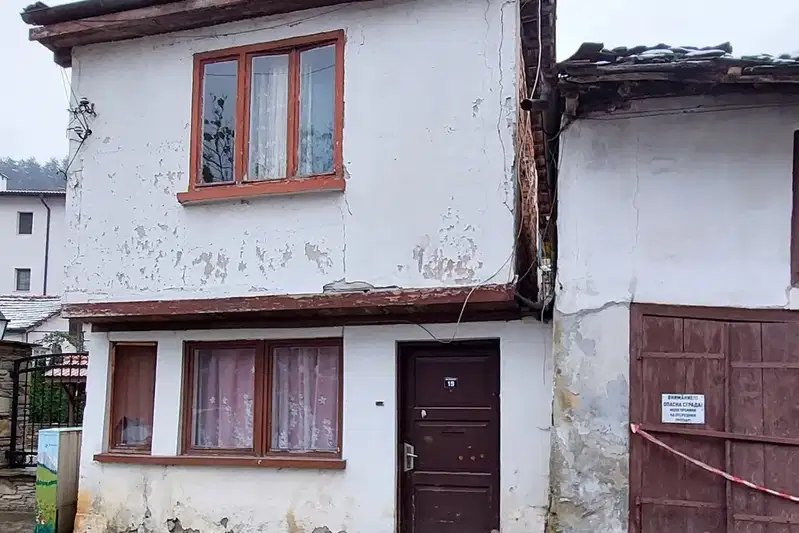 House in Gabrovo, Centyr