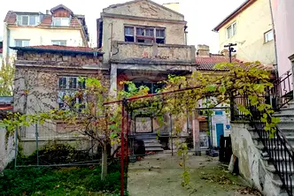 Къща във Варна, Център
