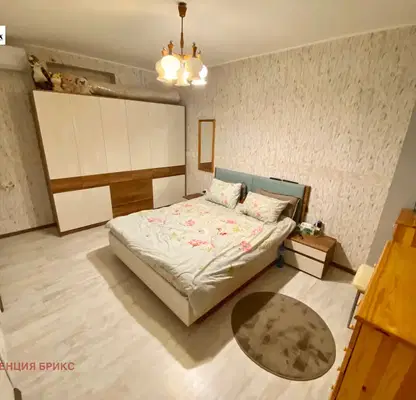 Photo 2 — House in Ruse, Centyr