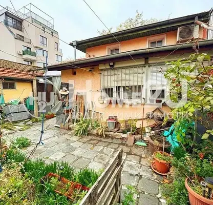 Photo 3 — House in Plovdiv, Centyr