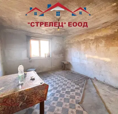 Photo 4 — House with 2 entrances in the centre of Dobrich with 290 sq m yard
