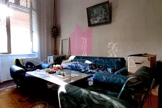 Къща в Русе, Център