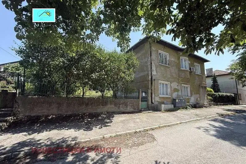 House in Pernik, Cyrkva