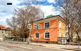 Къща в София, Докторски паметник