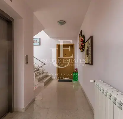 Photo 4 — House in Sofia, Dragalevci