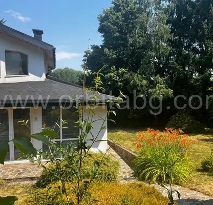 Photo 2 — House in Sofiya, Dragalevci