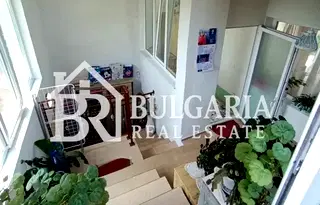 Къща във Варна, Галата