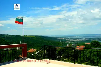 Къща във Варна, Галата