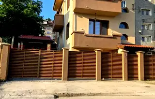 Къща в Ловеч, Гозница