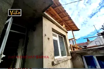 Къща във Варна, Христо Ботев