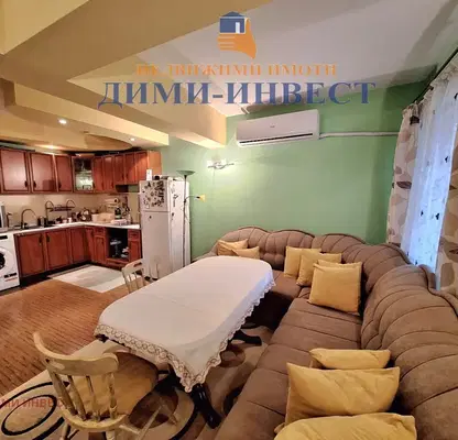 Photo 2 — House in Dobrich, Hristo Botev