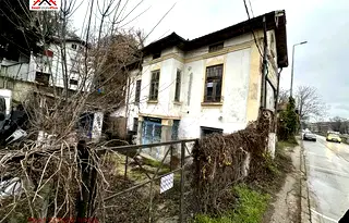 Къща в Плевен, Идеален център