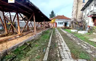 Къща в Монтана, Идеален център