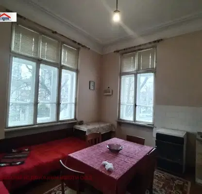 Photo 2 — House in Pleven, Idealen Centyr