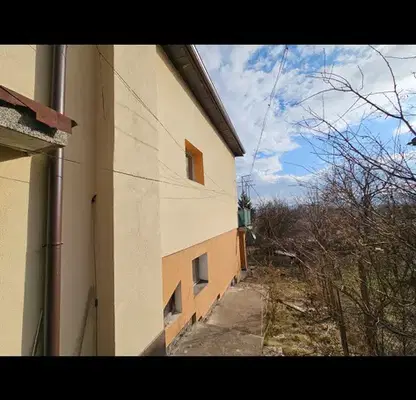 Photo 3 — House in Pernik, Iztok