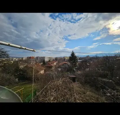 Photo 4 — House in Pernik, Iztok