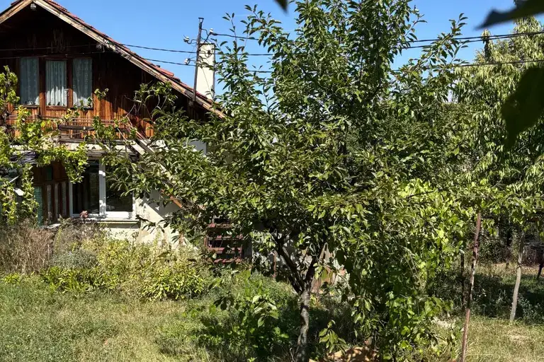 House in Pernik, Kalkas