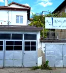 Къща в Перник, Клепало