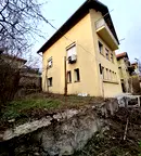 Къща в Перник, Клепало