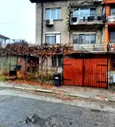 Къща в Перник, Клепало