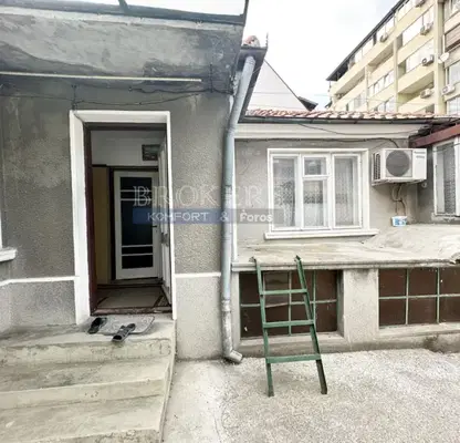 Photo 2 — House in Varna, Kolhozen Pazar