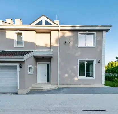 Photo 3 — House in Plovdiv, Komatevo