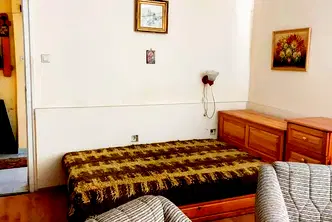 Къща в София, Красна поляна 1