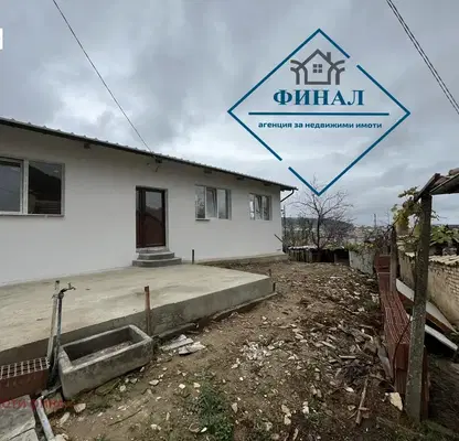 Снимка 2 — Къща в Шумен, Куршун чешма