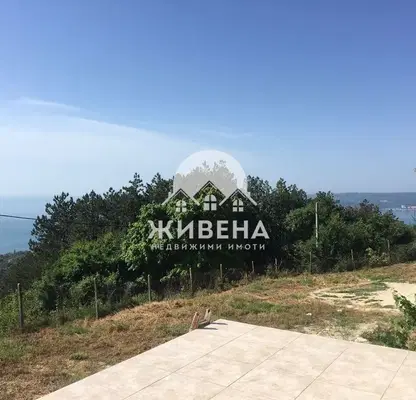 Снимка 3 — Къща във Варна, м-т Акчелар