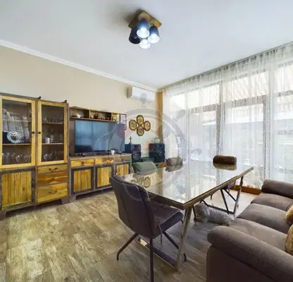 Photo 5 — House in Varna, Alen Mak