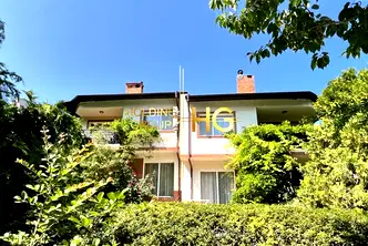Къща във Варна, м-т Ален мак
