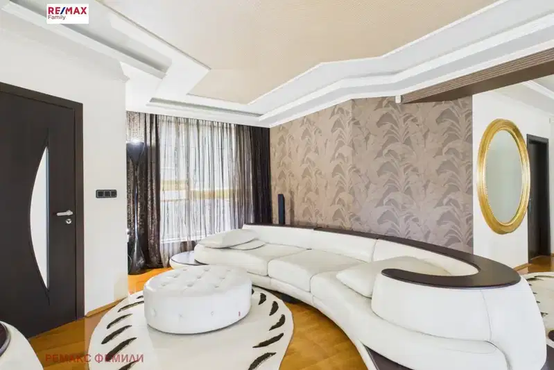 House in Varna, Alen Mak