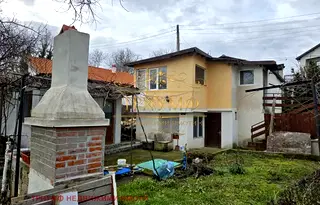 Къща във Варна, м-т Ален мак