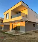 Къща във Варна, м-т Боровец - юг