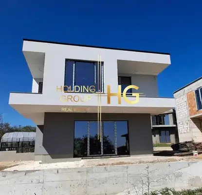 Photo 2 — House in Varna, Borovec - Yug