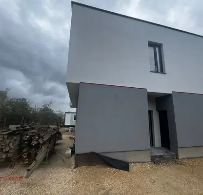 Photo 4 — House in Varna, Borovec - Yug