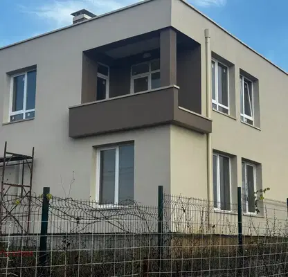 Снимка 4 — Къща във Варна, м-т Боровец - юг
